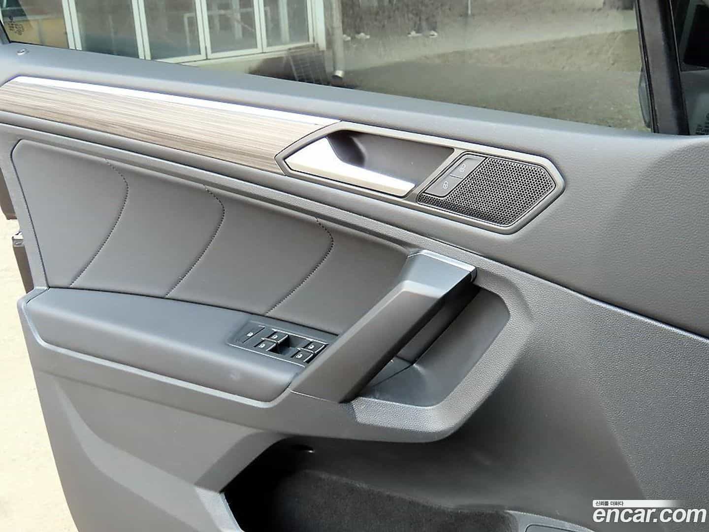 Tiguan Volkswagen 2023.2-OPTION-015