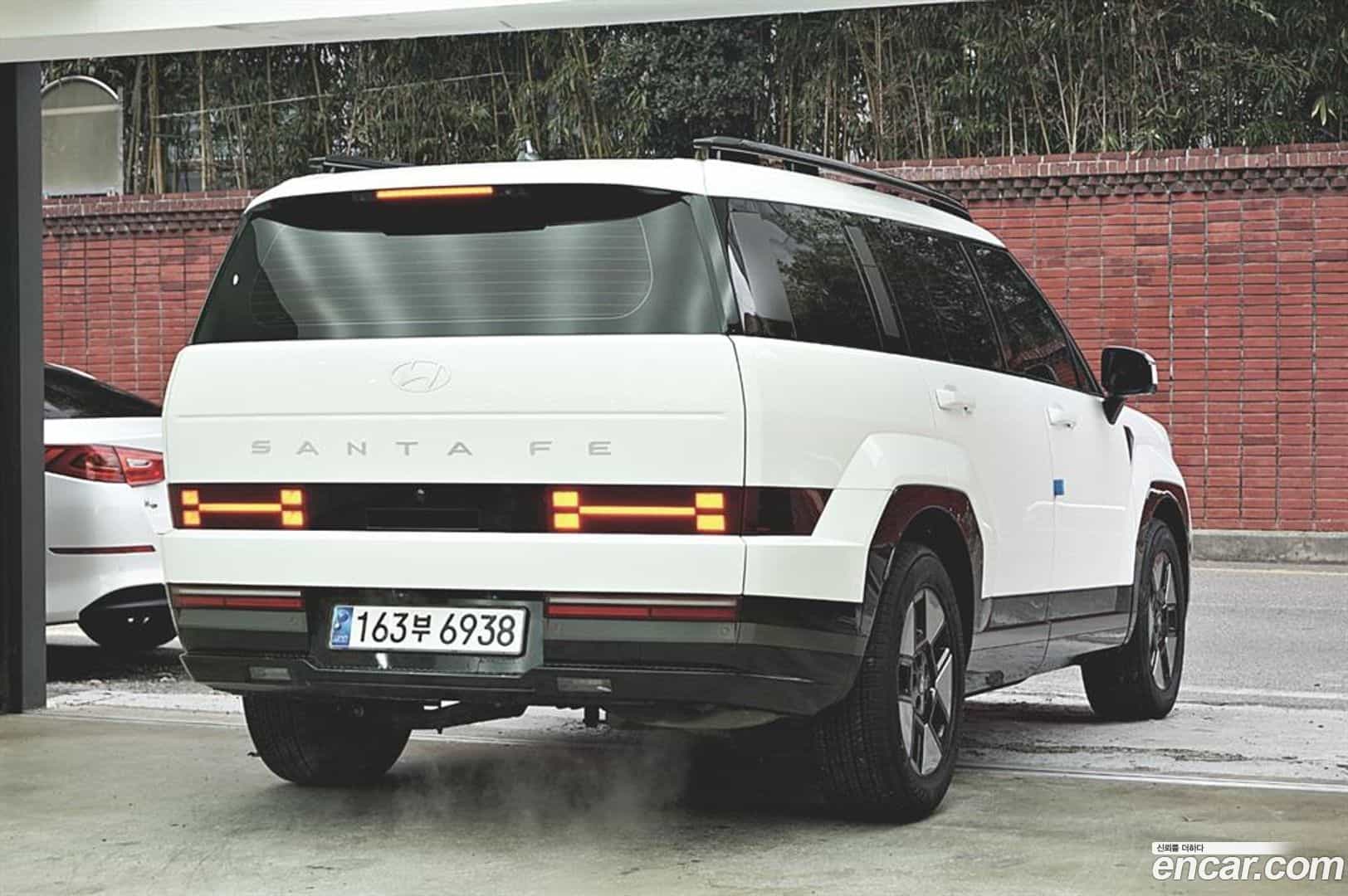 Santafe Hyundai 2023.11-OUTER-003