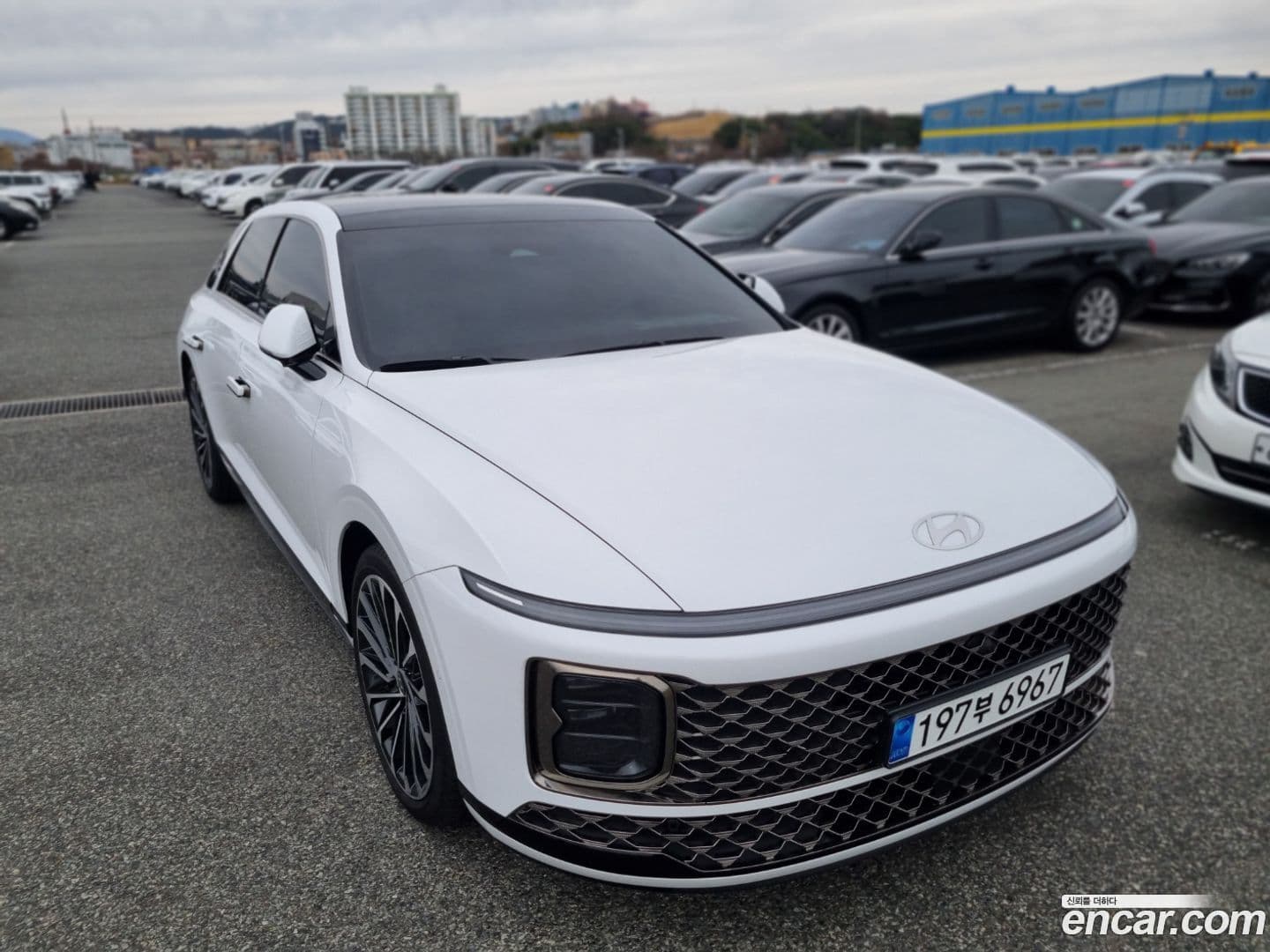 Main__Slider__Photo:Grandeur Hyundai 2024.0-0