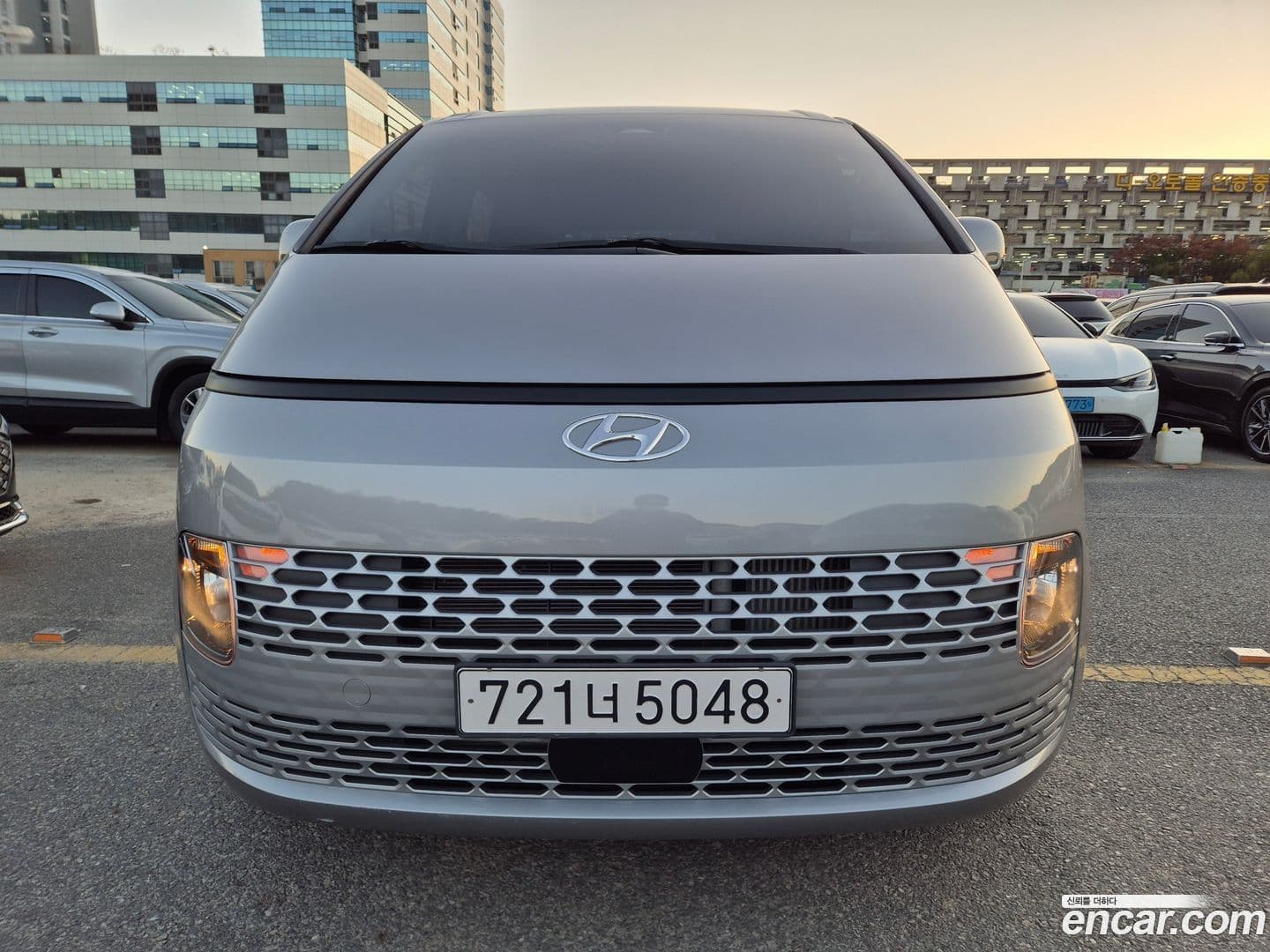 Main__Slider__Photo:Staria Hyundai 2023.2-0