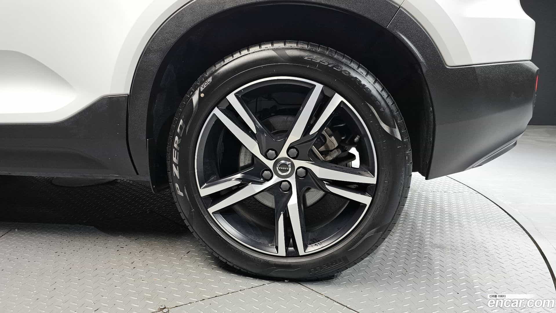 XC40 Volvo 2020.9-OUTER-005