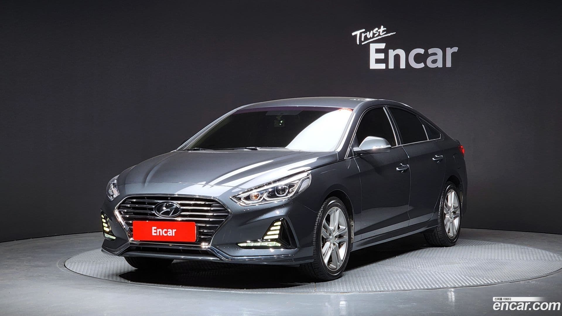Main__Slider__Photo:Sonata Hyundai 2017.10-0