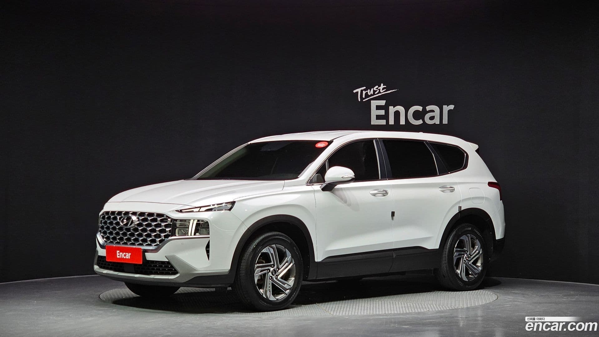 Main__Slider__Photo:Santafe Hyundai 2020.11-0