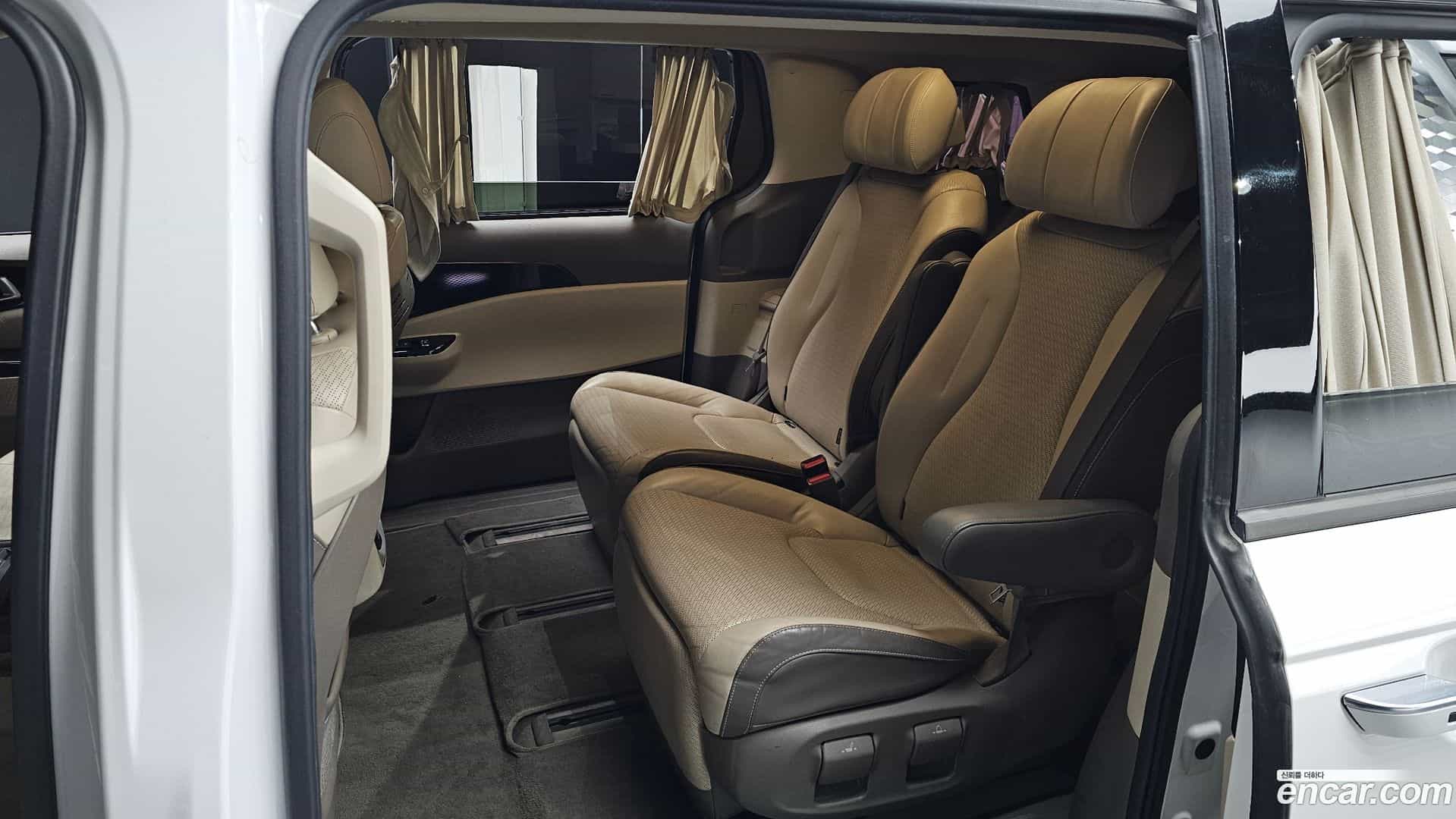 Canival Kia 2021.1-OPTION-016
