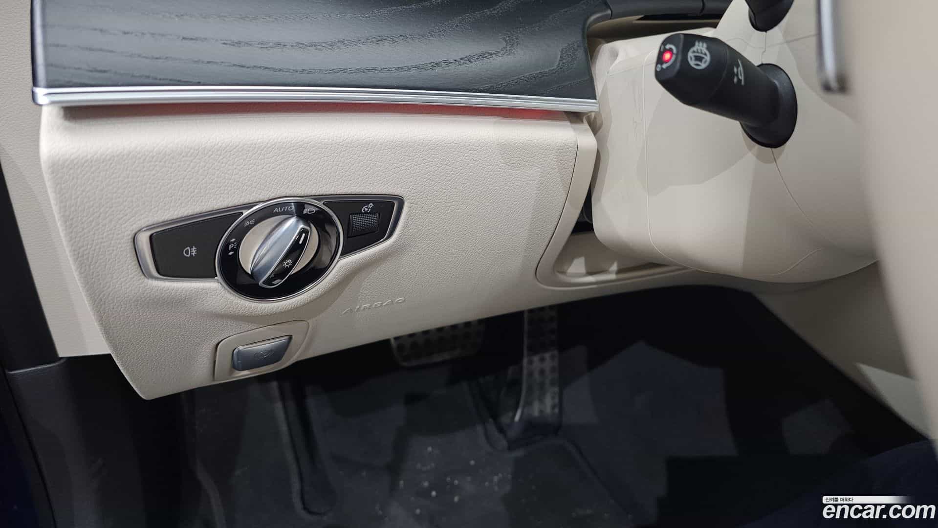 CLS-Class Mercedes-Benz 2022.10-OPTION-022