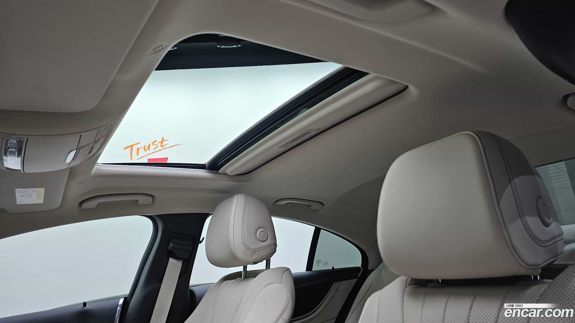 CLS-Class Mercedes-Benz 2022.10-OPTION-023