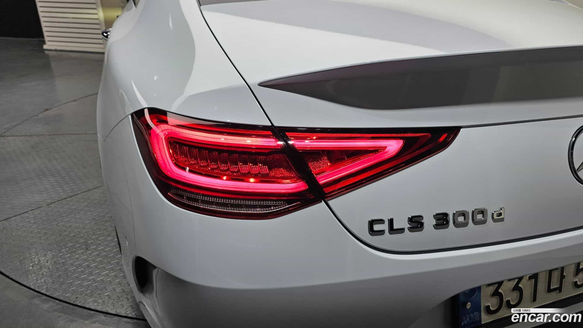 CLS-Class Mercedes-Benz 2022.10-OUTER-033