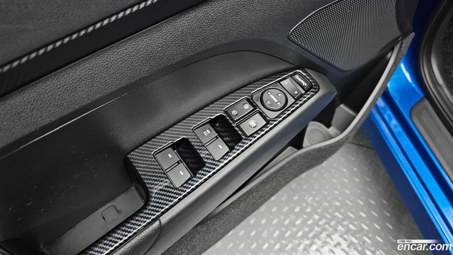 AVANTE Hyundai 2018.4-OPTION-018