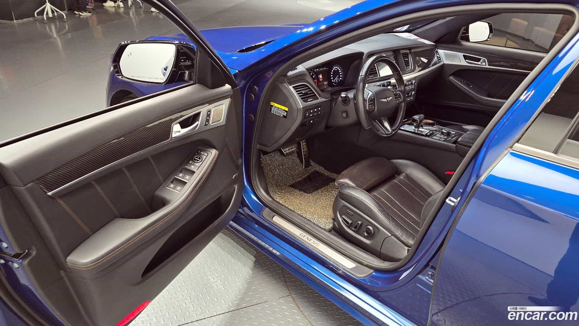G80 Genesis 2017.1-INNER-010