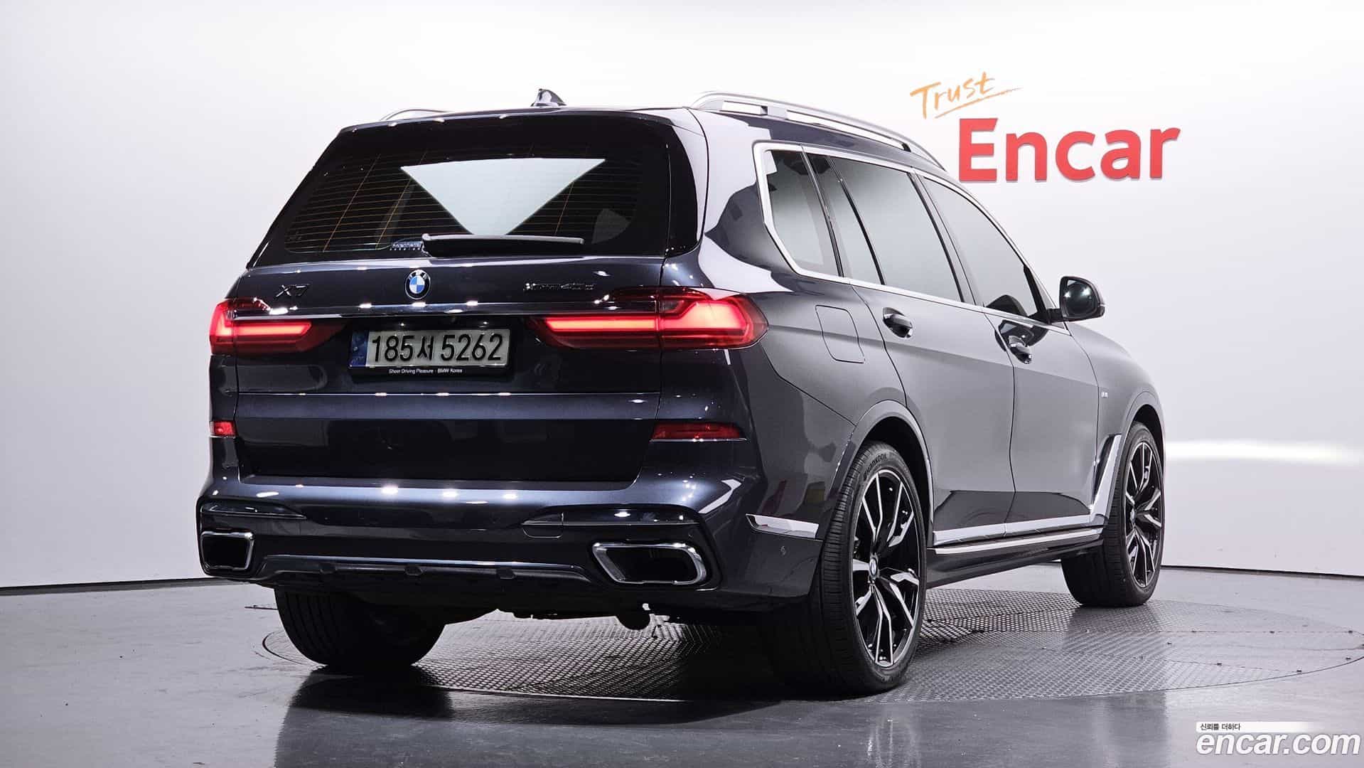 X7 BMW 2021.10-OUTER-002