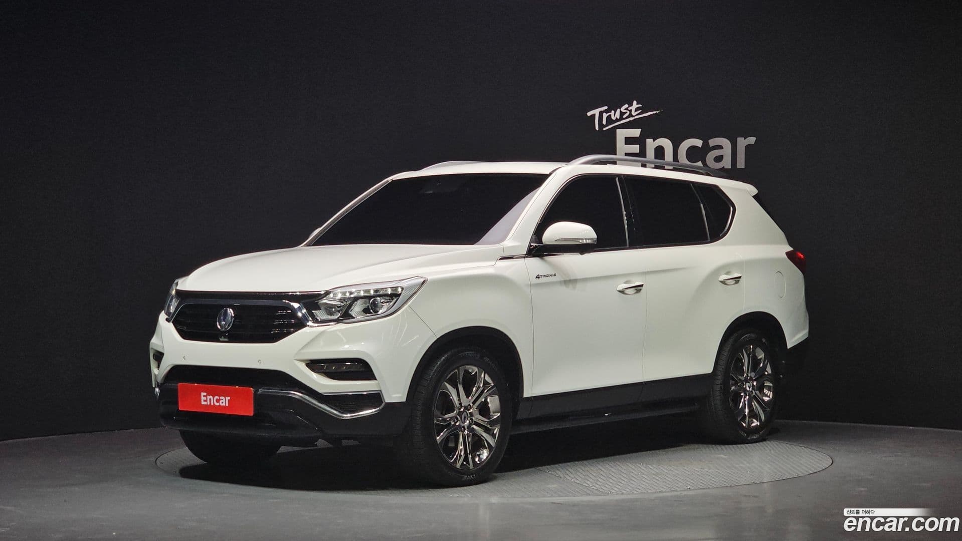Main__Slider__Photo:Rexton KG Mobility 2018.0-0