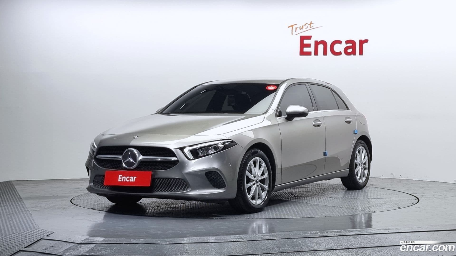 Main__Slider__Photo:A-Class Mercedes-Benz 2019.8-0