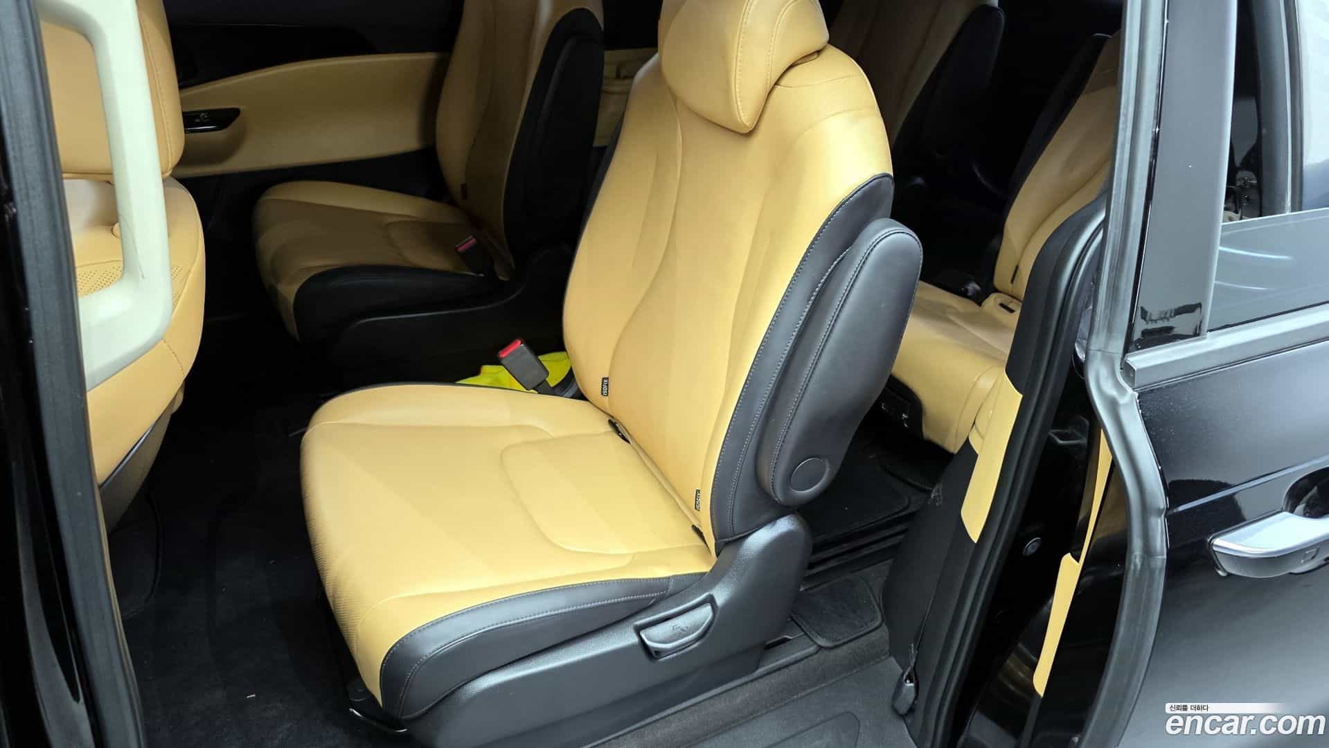 Canival Kia 2023.4-OPTION-015