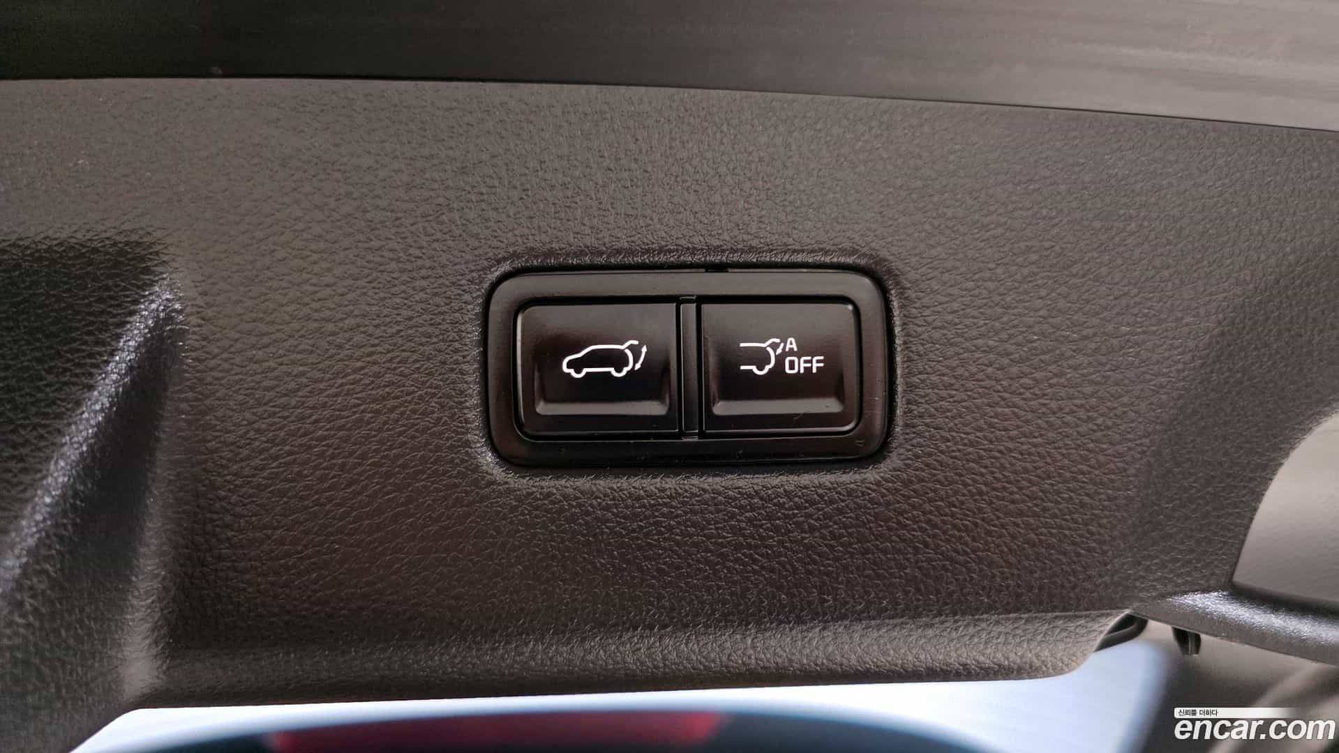 Canival Kia 2023.4-OPTION-024