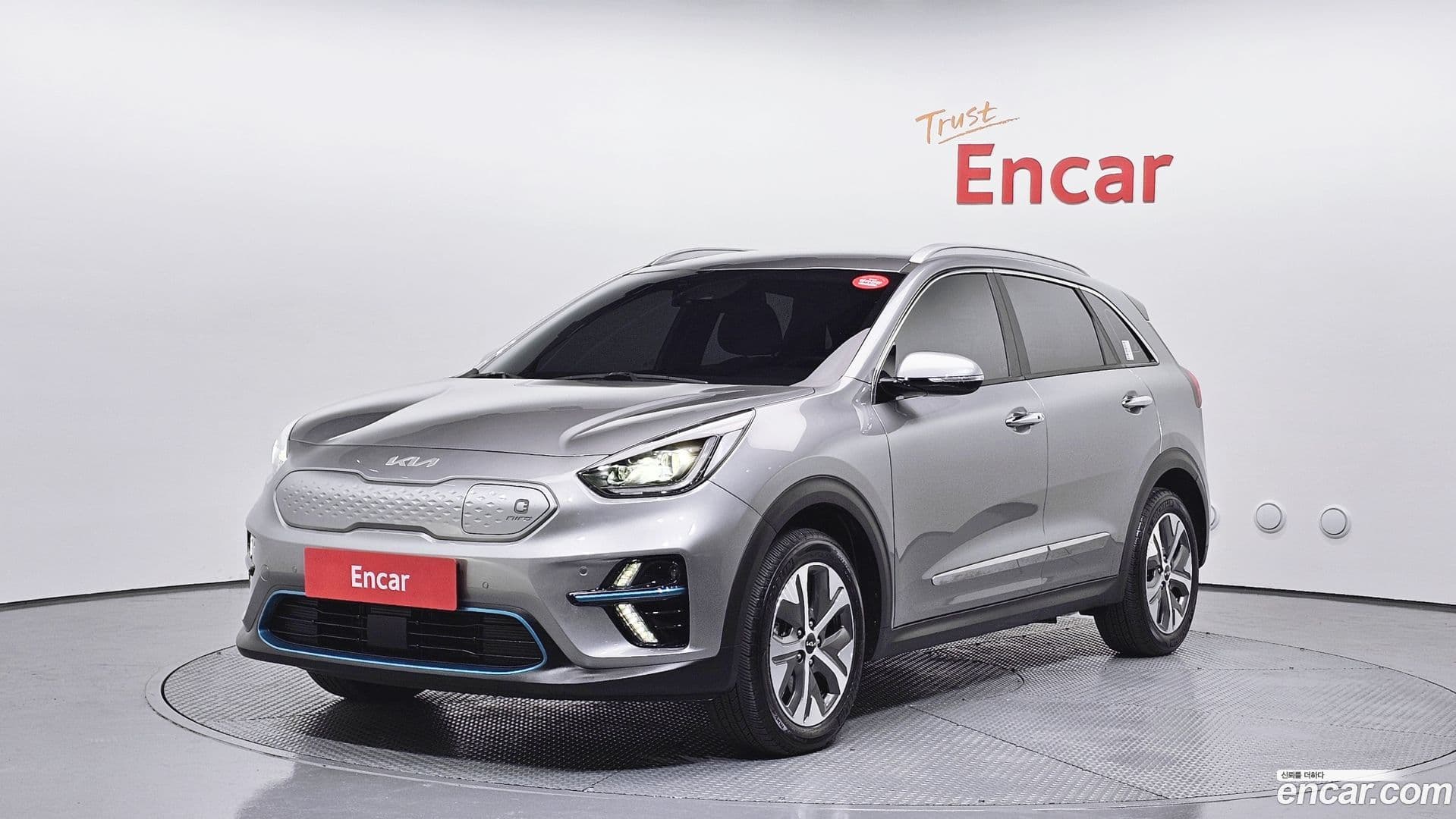 Main__Slider__Photo:Niro Kia 2021.8-0