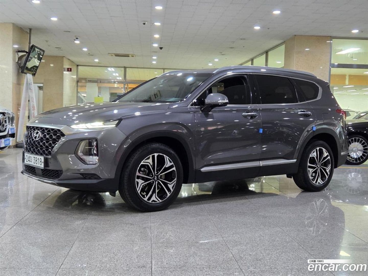 Main__Slider__Photo:Santafe Hyundai 2018.9-0