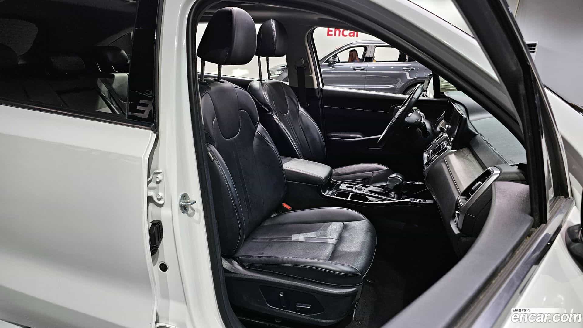 Sorento Kia 2021.6-INNER-010