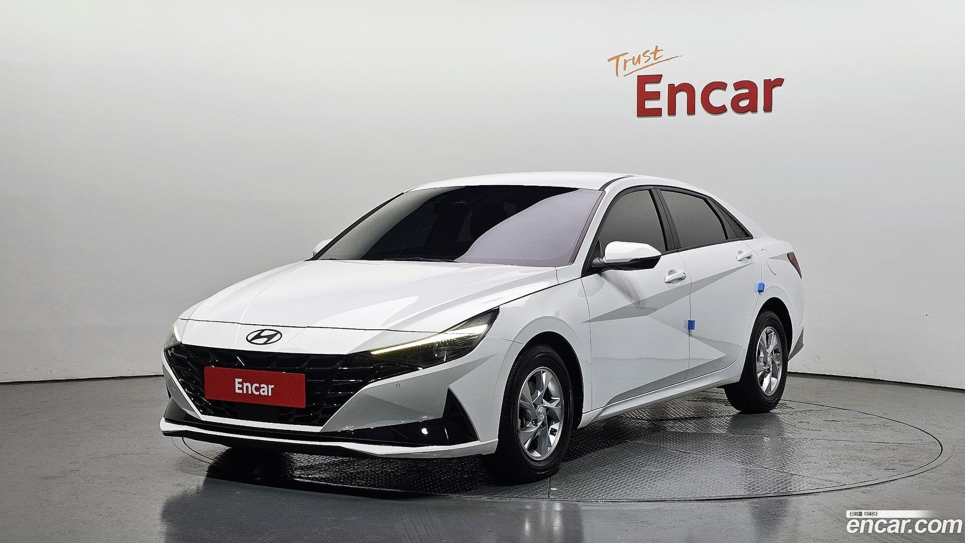 Main__Slider__Photo:AVANTE Hyundai 2021.2-0