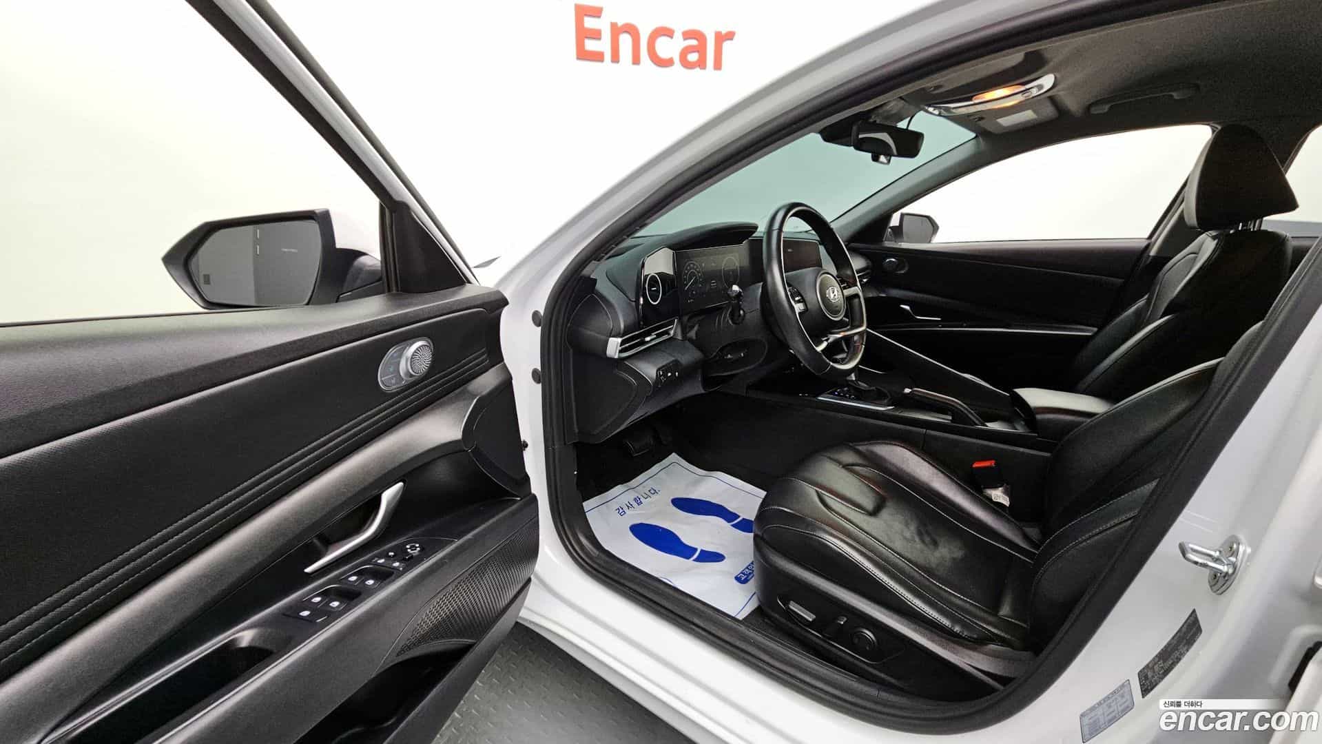 AVANTE Hyundai 2021.2-INNER-010