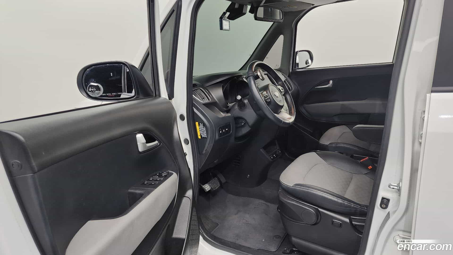 RAY Kia 2021.2-INNER-010