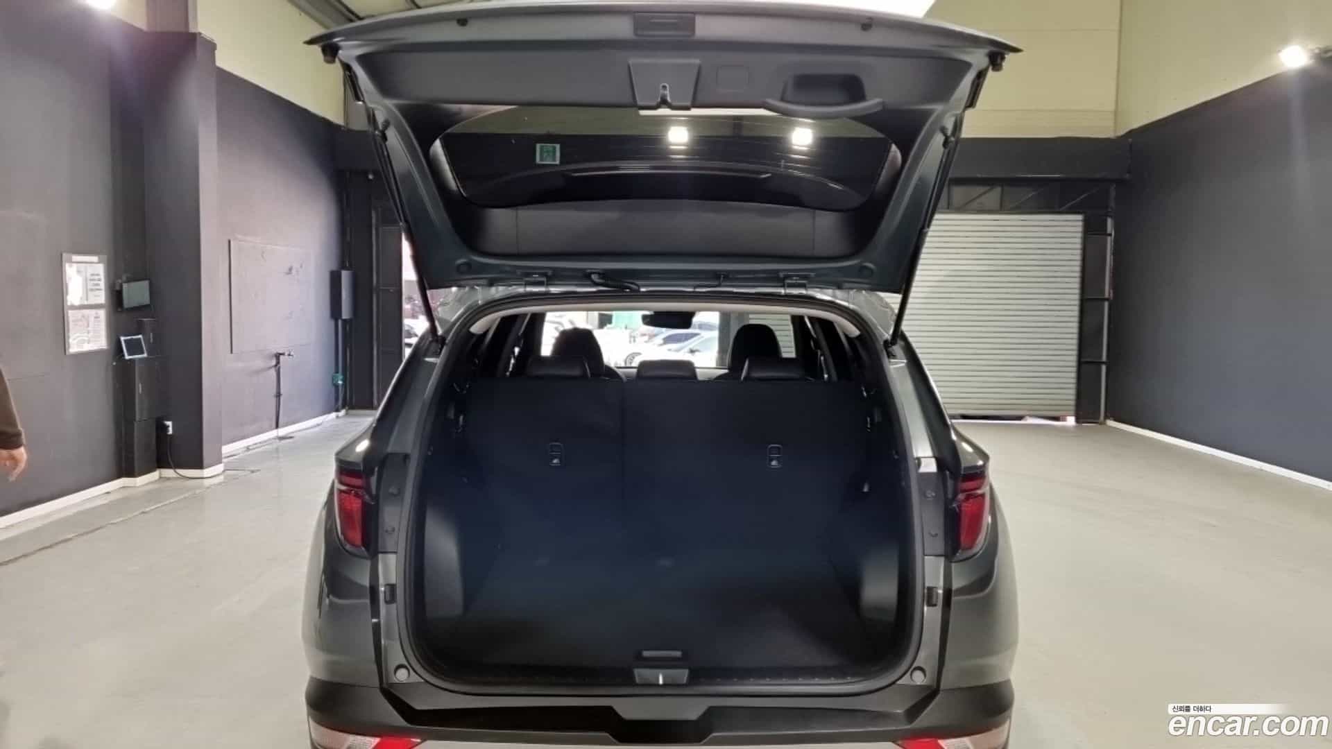 Tucson Hyundai 2023.4-OPTION-020