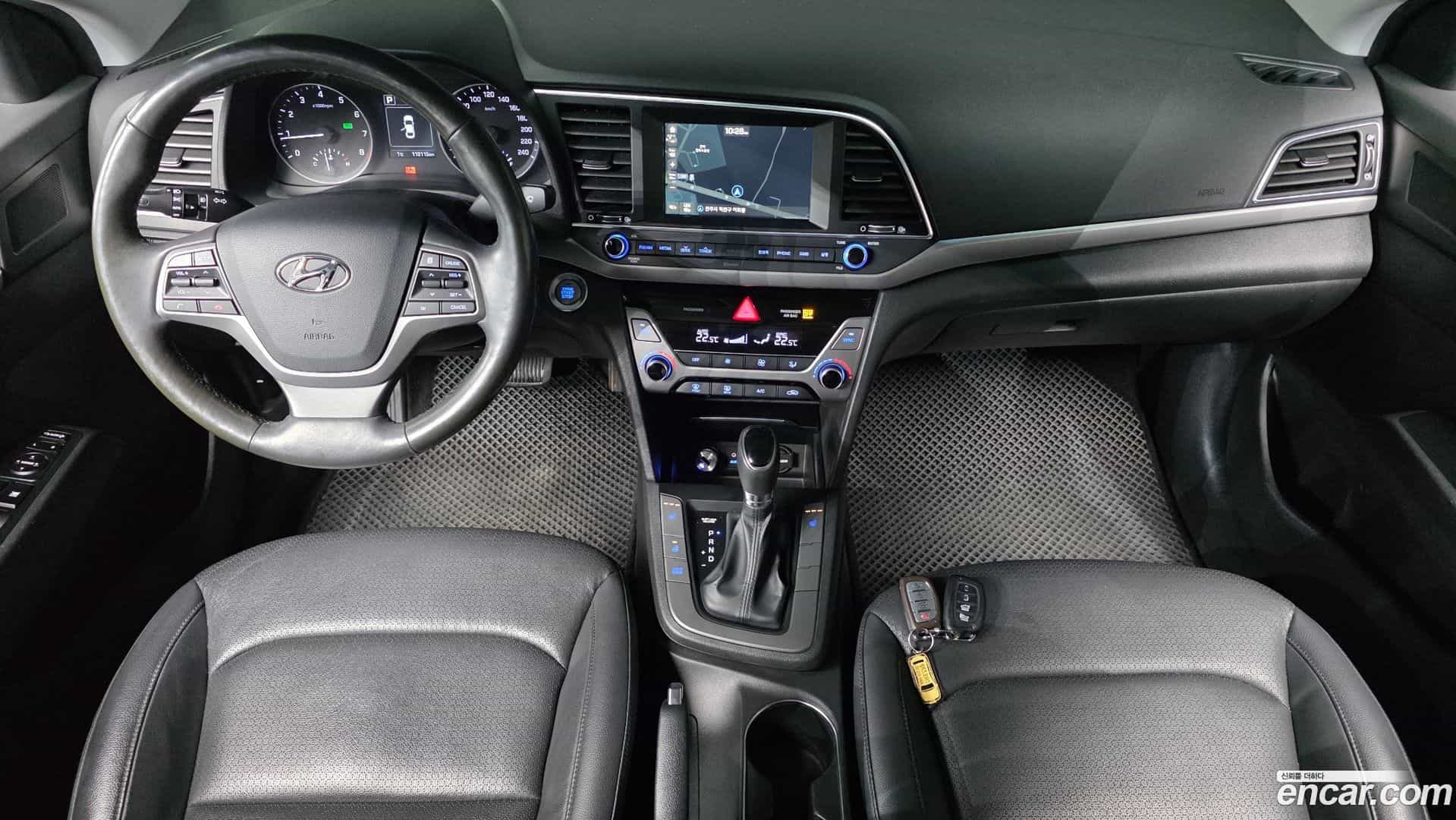 AVANTE Hyundai 2016.2-INNER-007