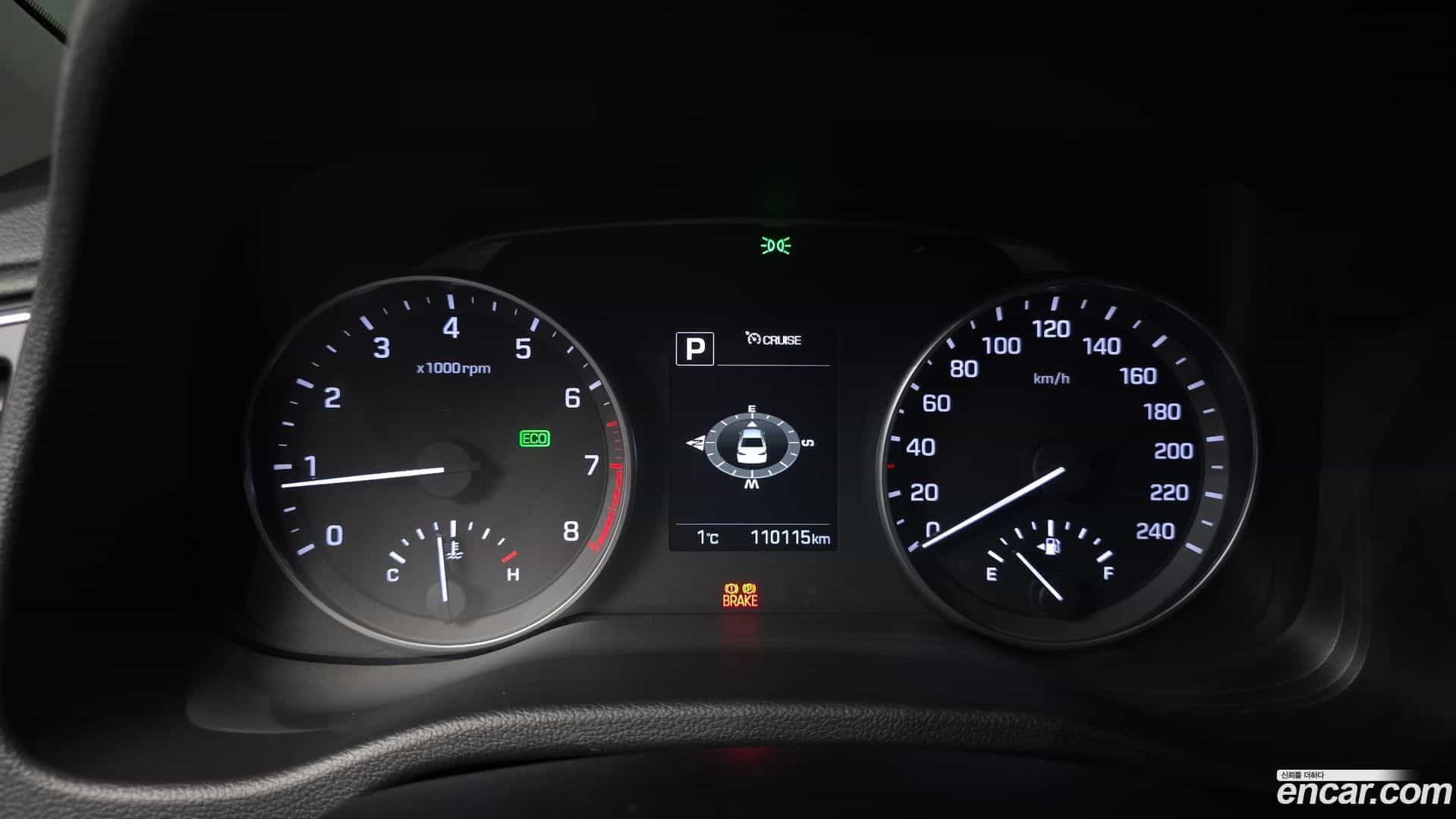 AVANTE Hyundai 2016.2-INNER-008