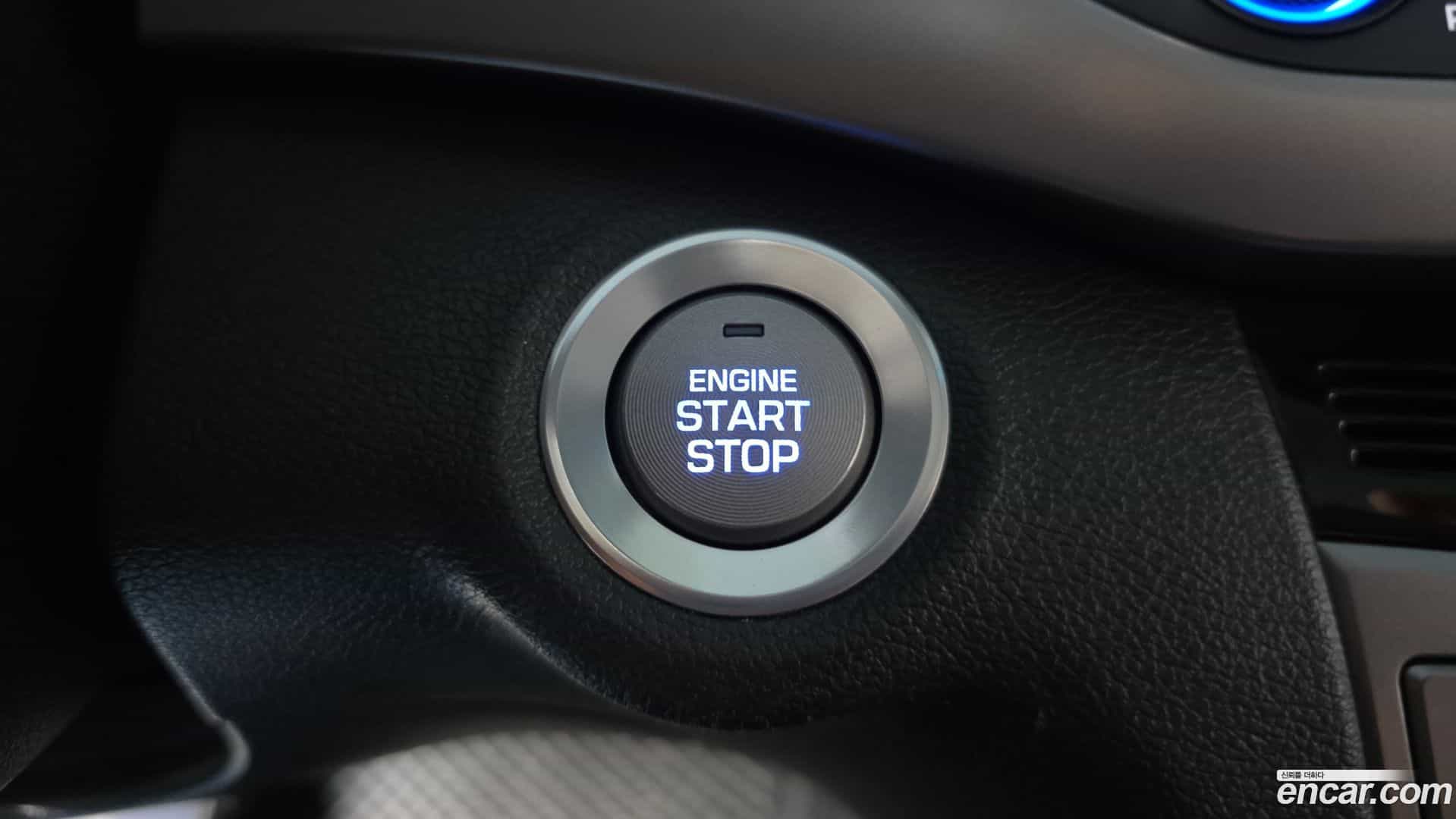 AVANTE Hyundai 2016.2-OPTION-018