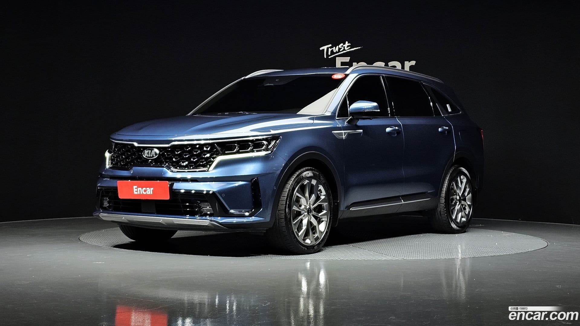 Main__Slider__Photo:Sorento Kia 2021.1-0