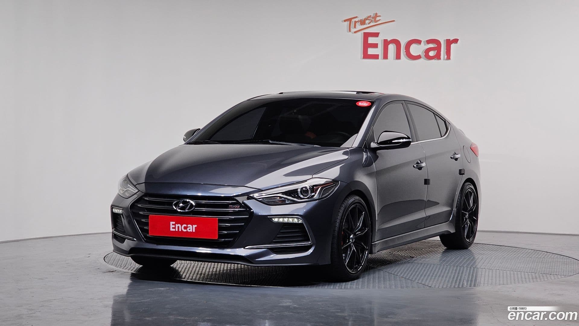 Main__Slider__Photo:AVANTE Hyundai 2017.3-0