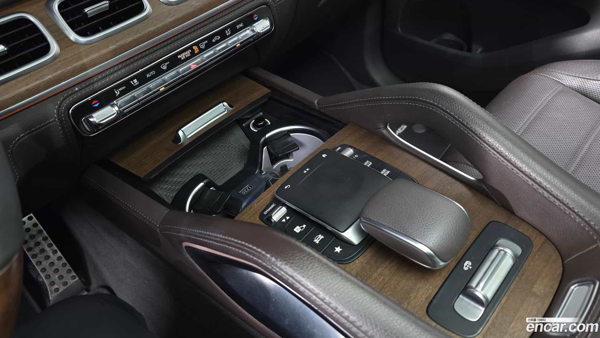 GLS-Class Mercedes-Benz 2020.11-OPTION-021