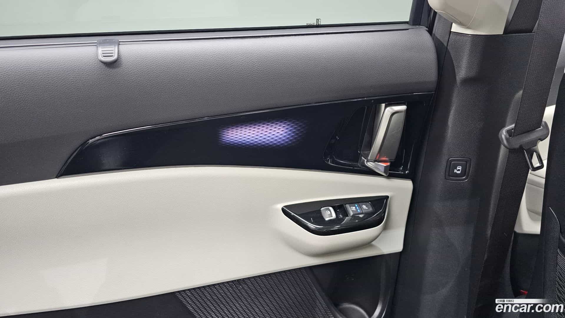 Canival Kia 2023.6-OPTION-023