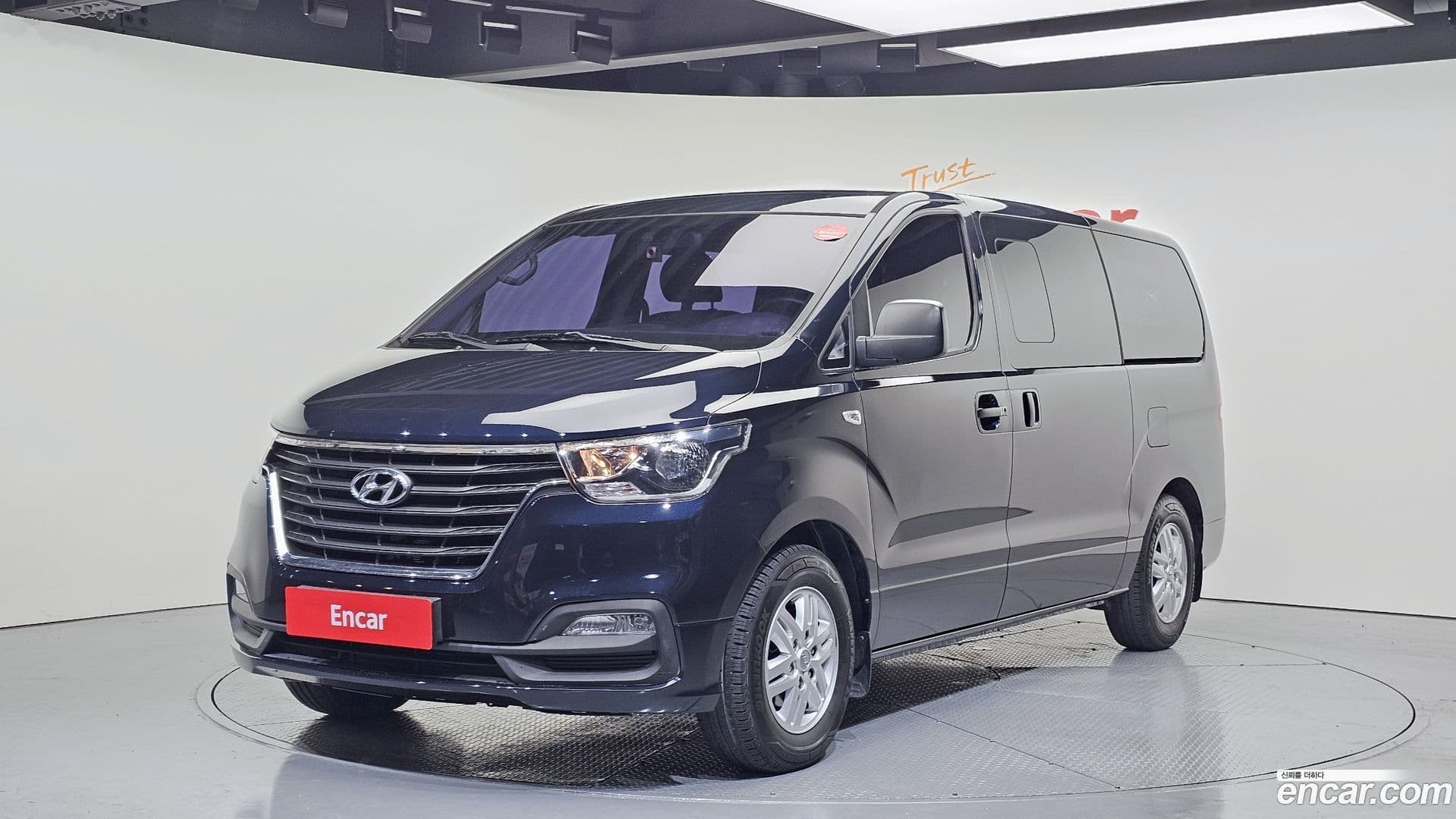 Main__Slider__Photo:Starex Hyundai 2021.0-0
