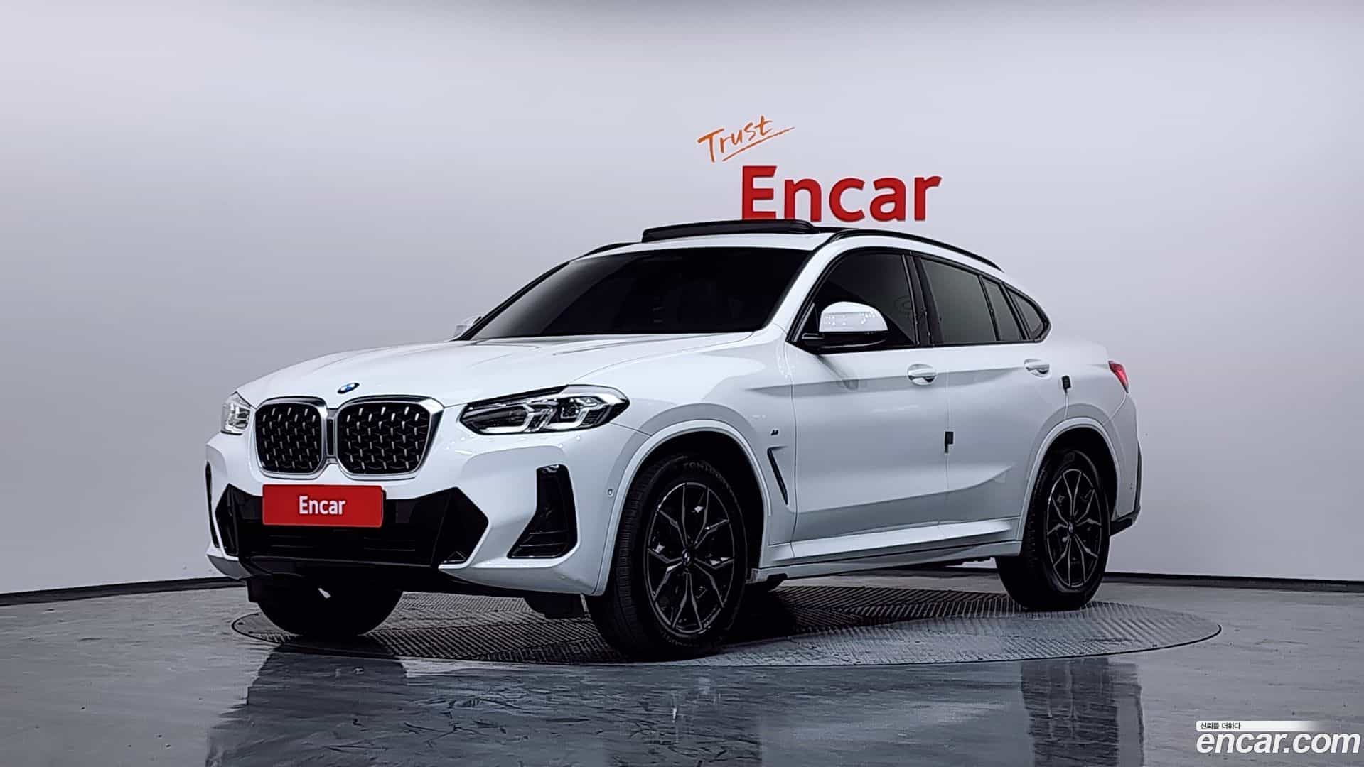 X4 BMW 2022.10-OUTER-001