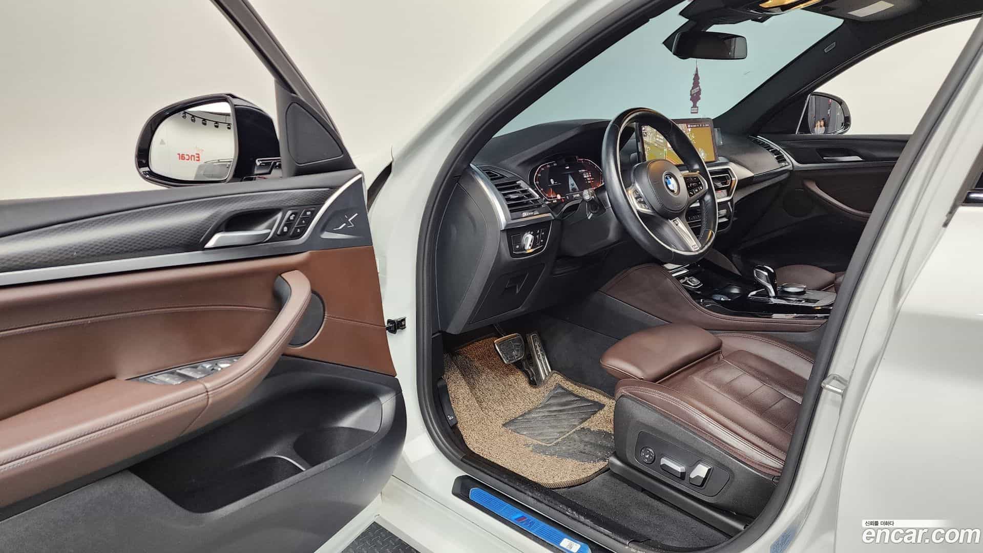 X4 BMW 2022.10-INNER-010