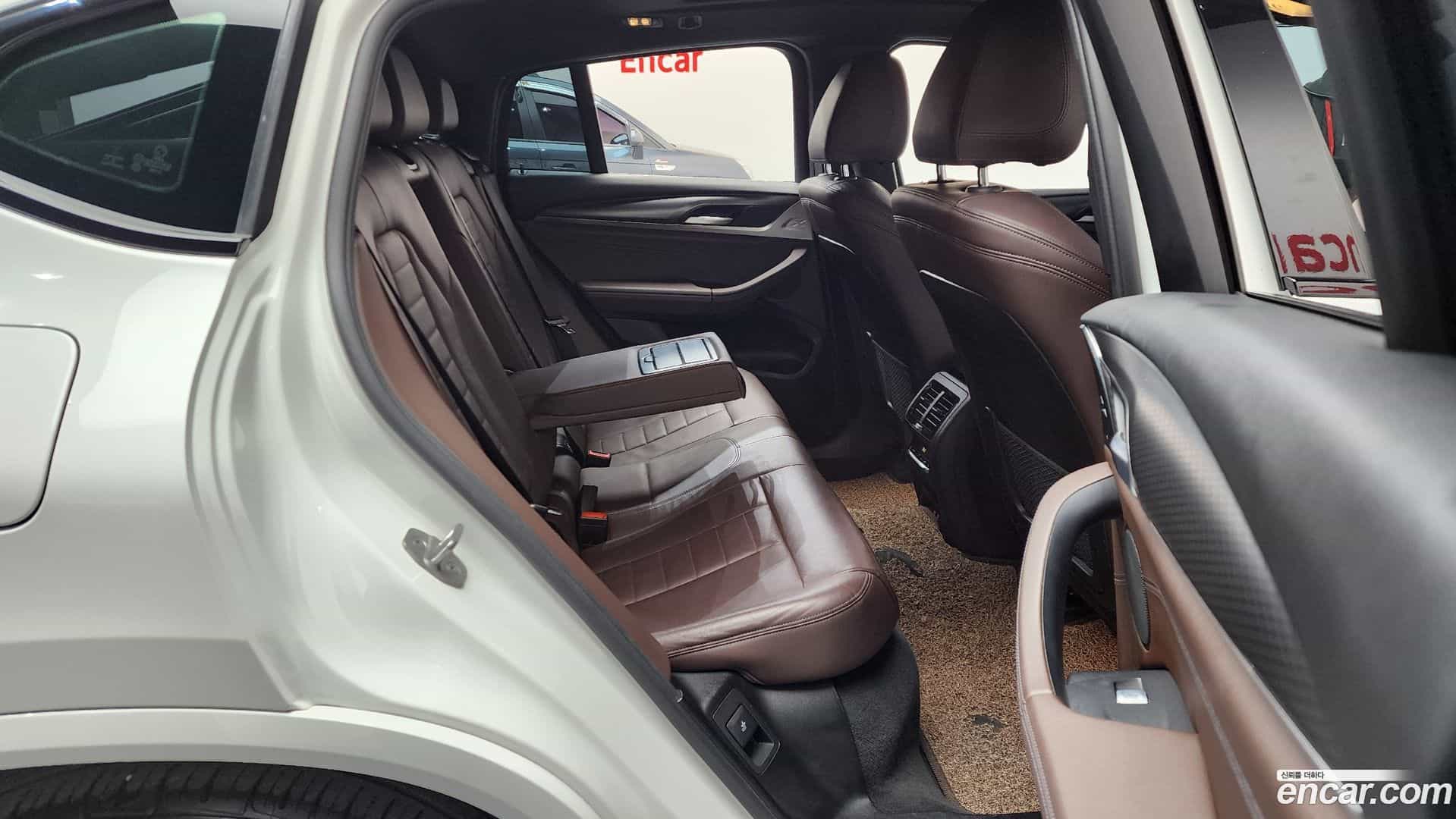 X4 BMW 2022.10-OPTION-016