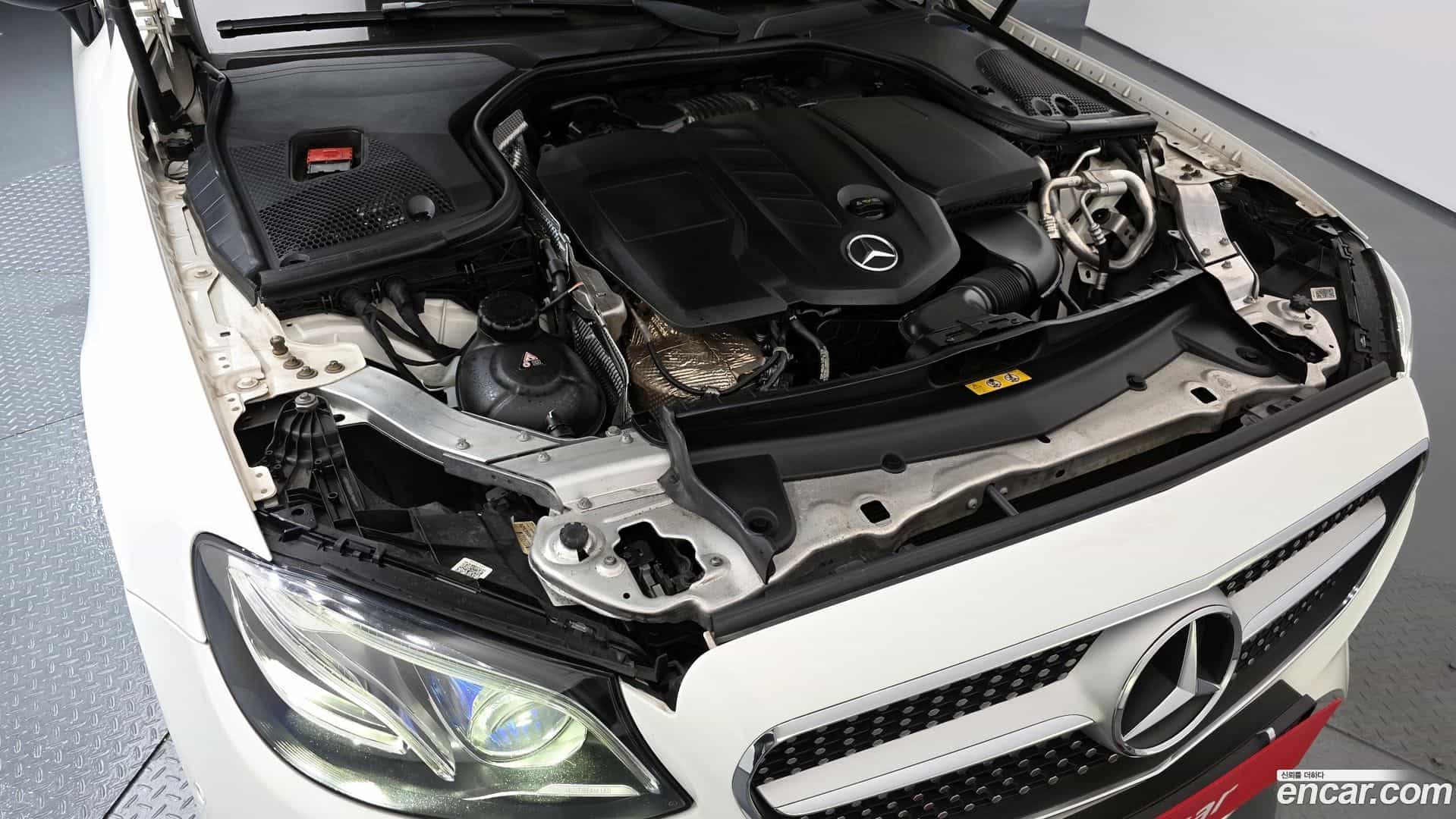E-Class Mercedes-Benz 2018.10-INNER-006