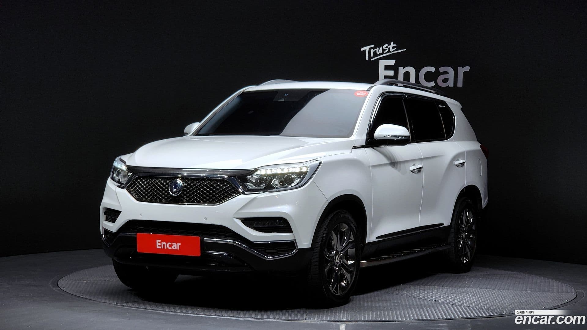 Main__Slider__Photo:Rexton KG Mobility 2018.5-0