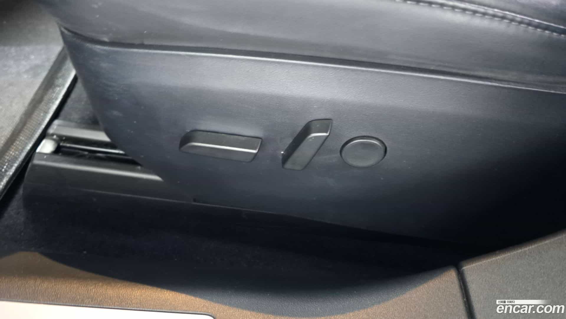 Model S Tesla 2020.2-OPTION-021