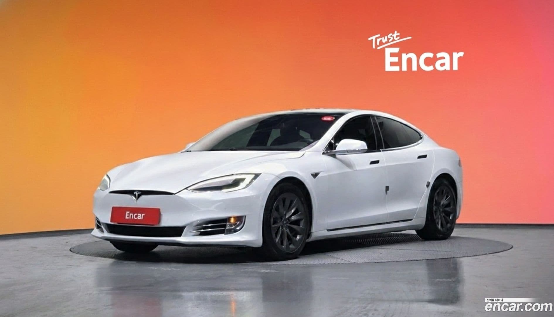 Main__Slider__Photo:Model S Tesla 2020.2-0