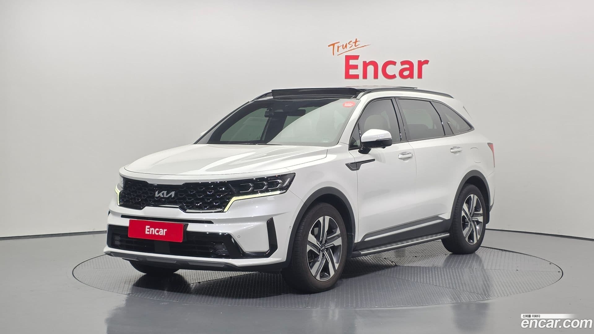 Main__Slider__Photo:Sorento Kia 2022.4-0
