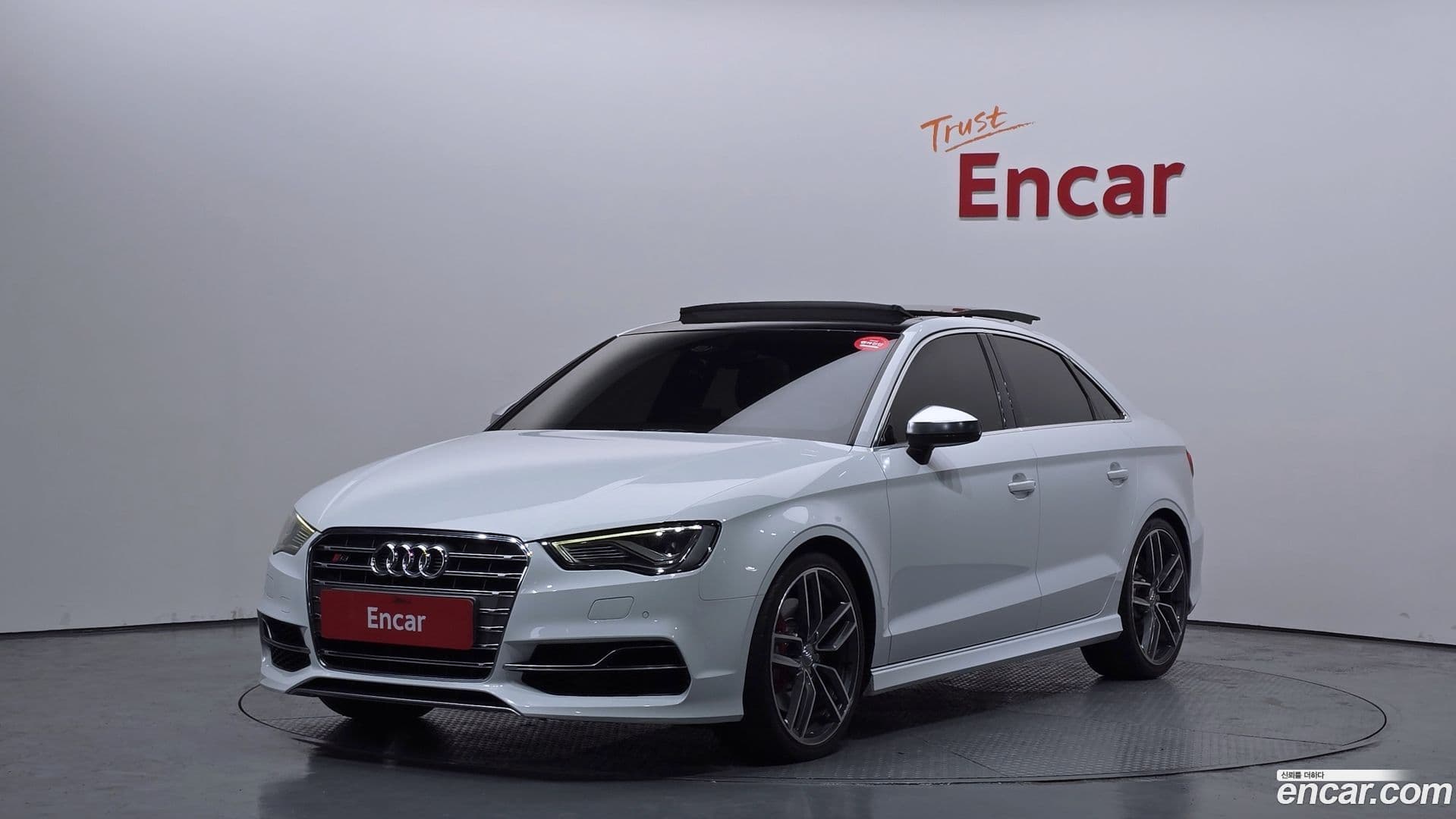 Main__Slider__Photo:S3 Audi 2015.10-0