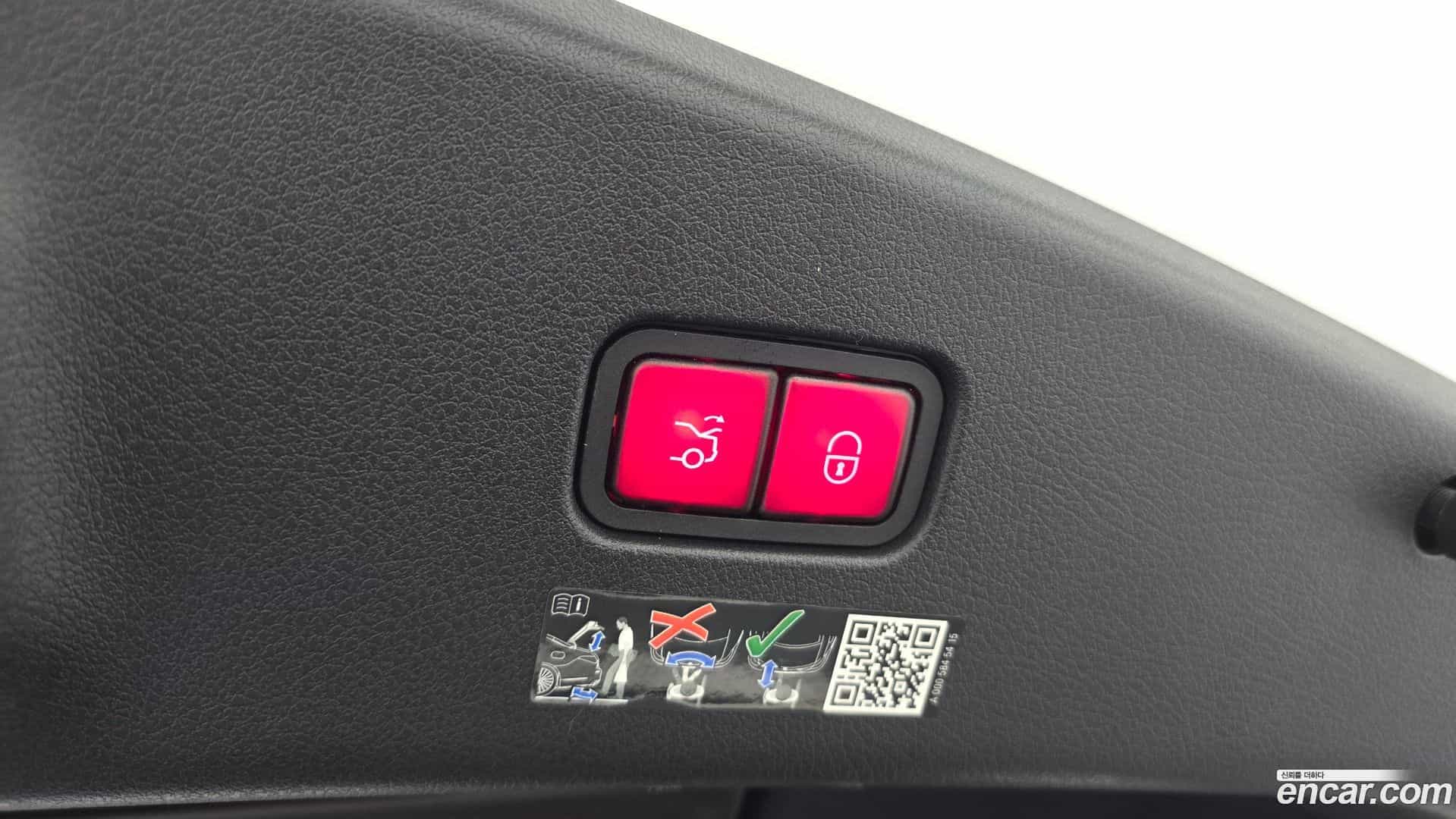 CLE-Class Mercedes-Benz 2024.10-OPTION-024