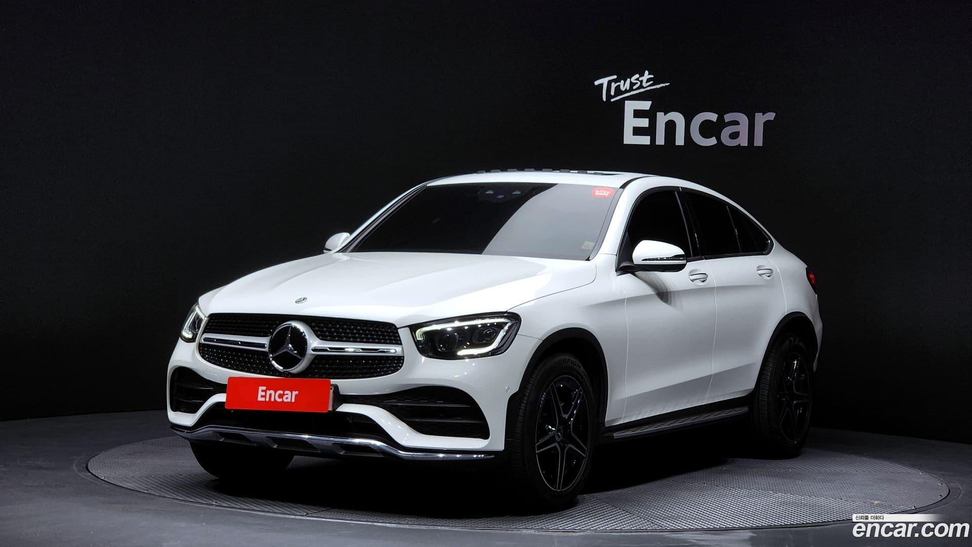 Main__Slider__Photo:GLC-Class Mercedes-Benz 2023.3-0