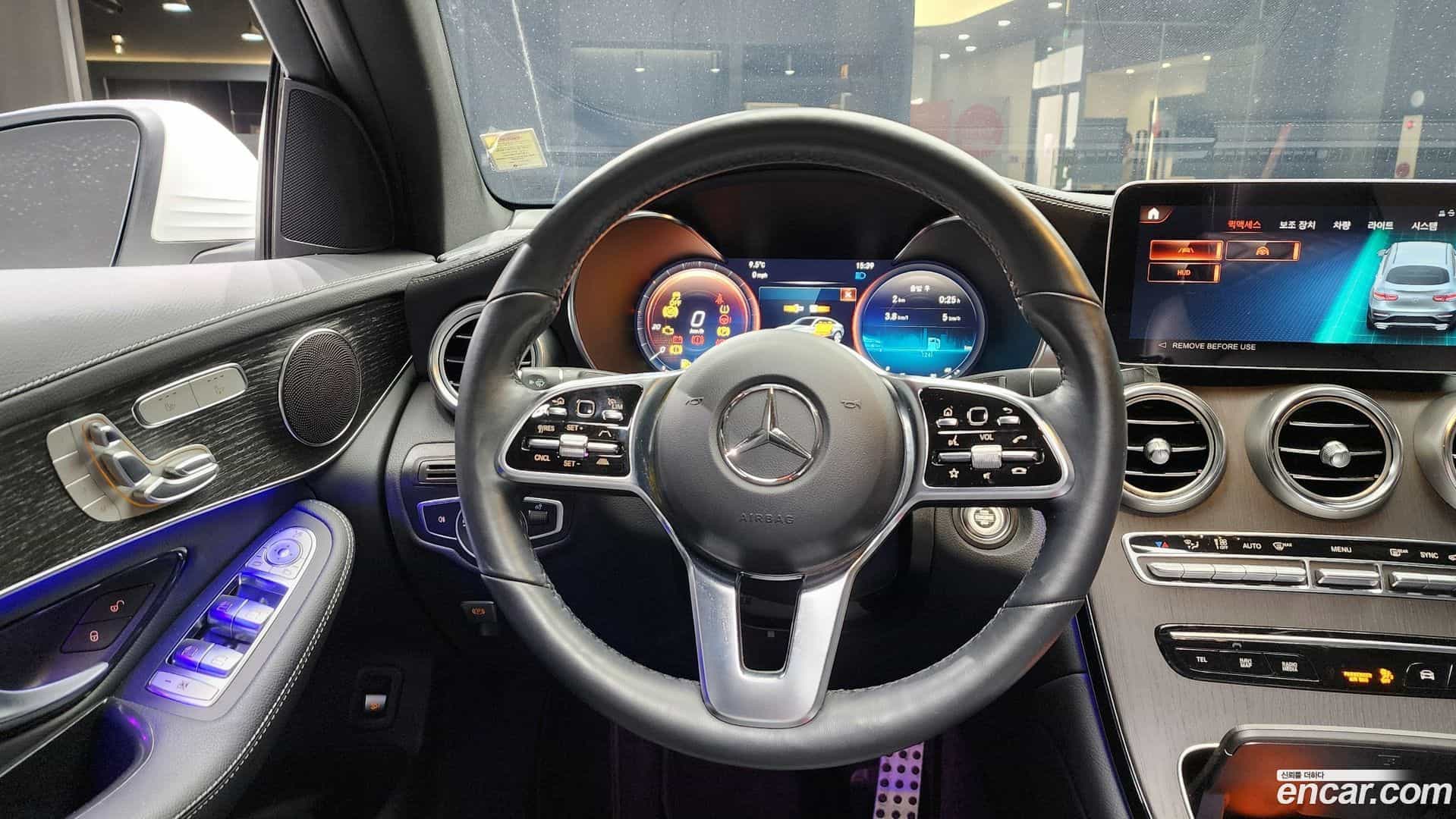 GLC-Class Mercedes-Benz 2023.3-OPTION-018