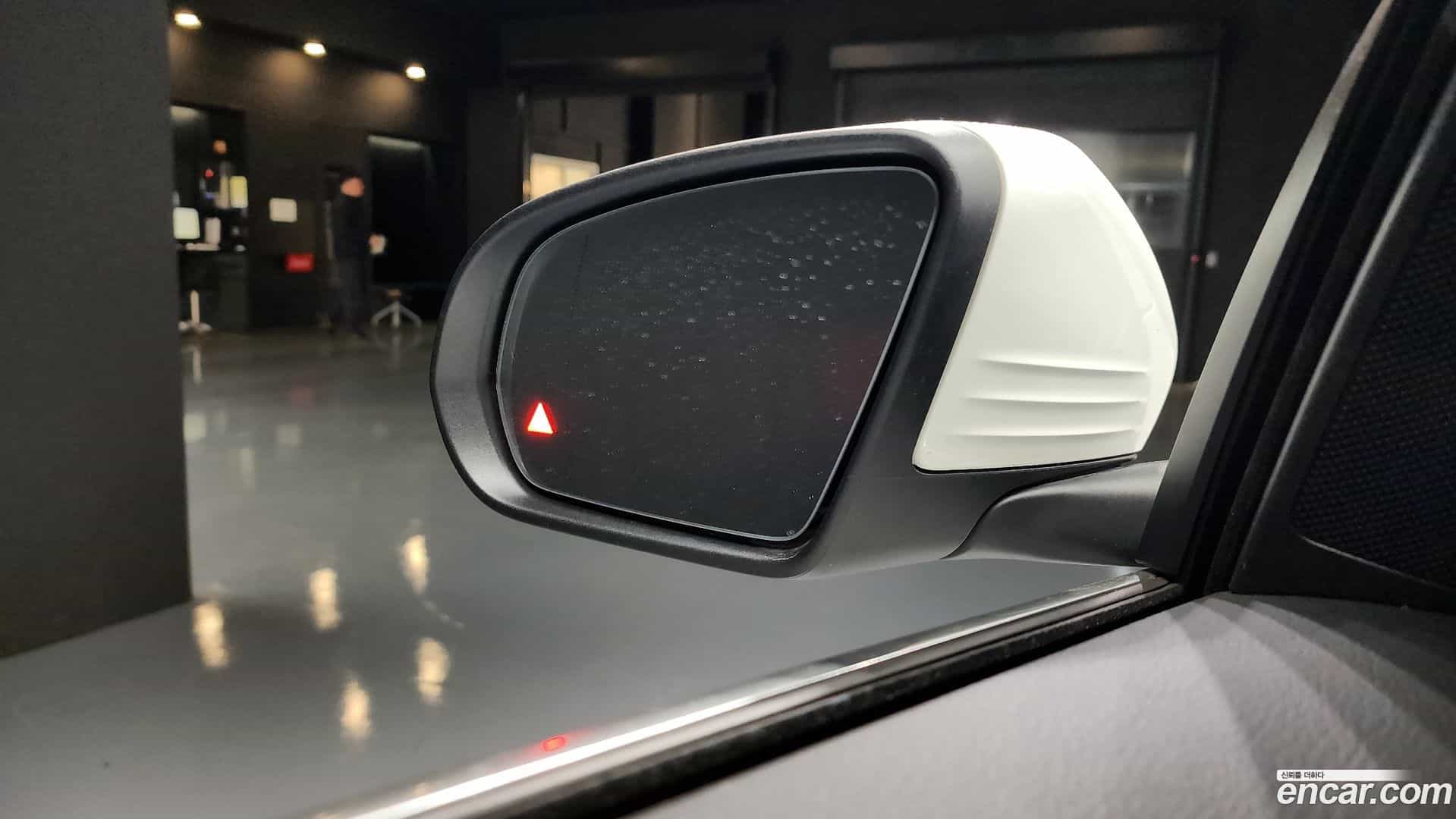 GLC-Class Mercedes-Benz 2023.3-OPTION-019