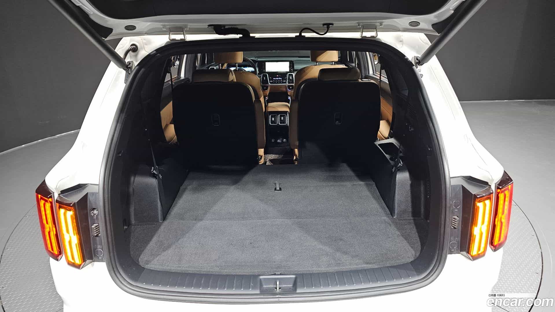 Sorento Kia 2020.4-OPTION-024
