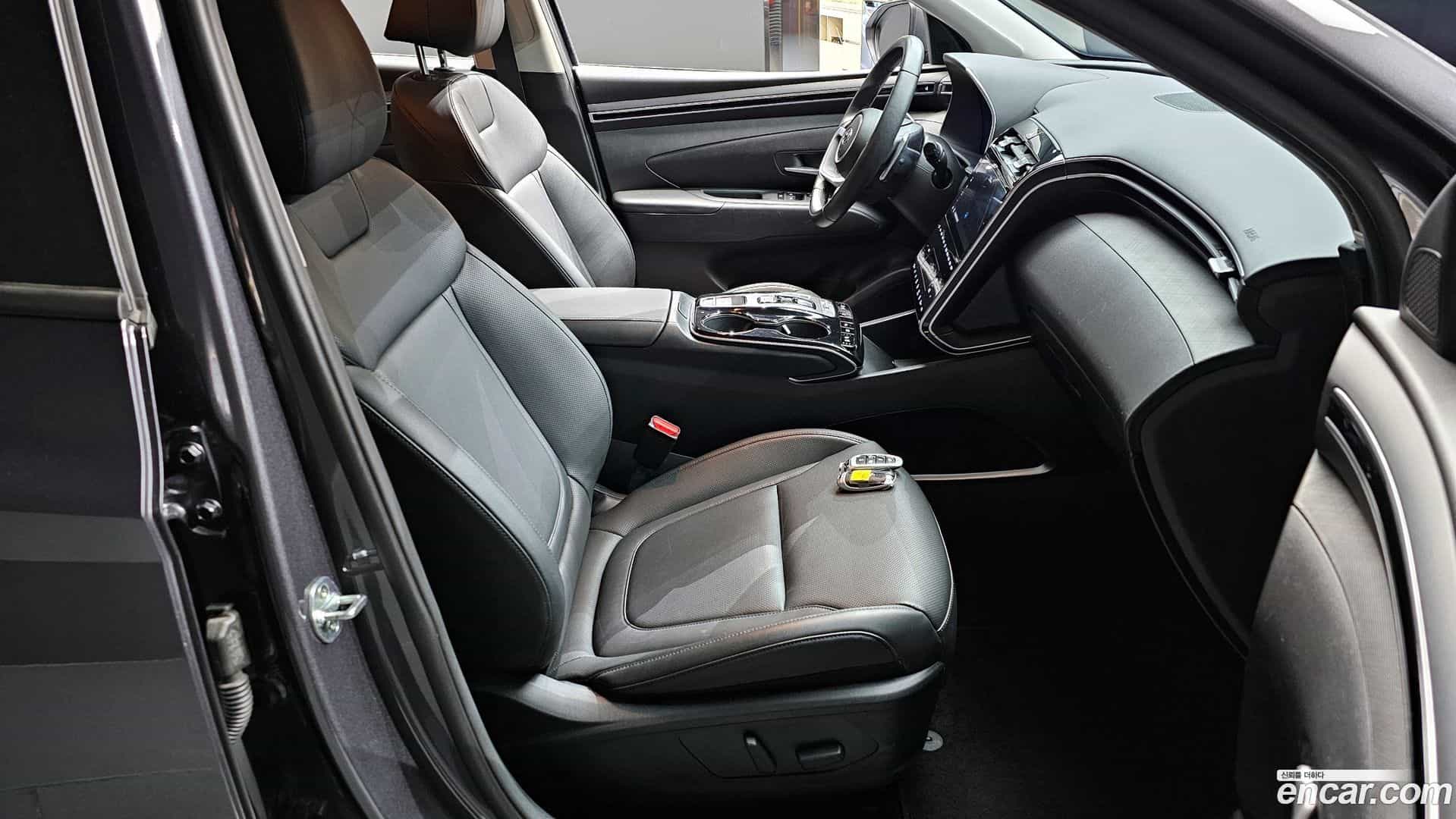Tucson Hyundai 2022.1-INNER-010