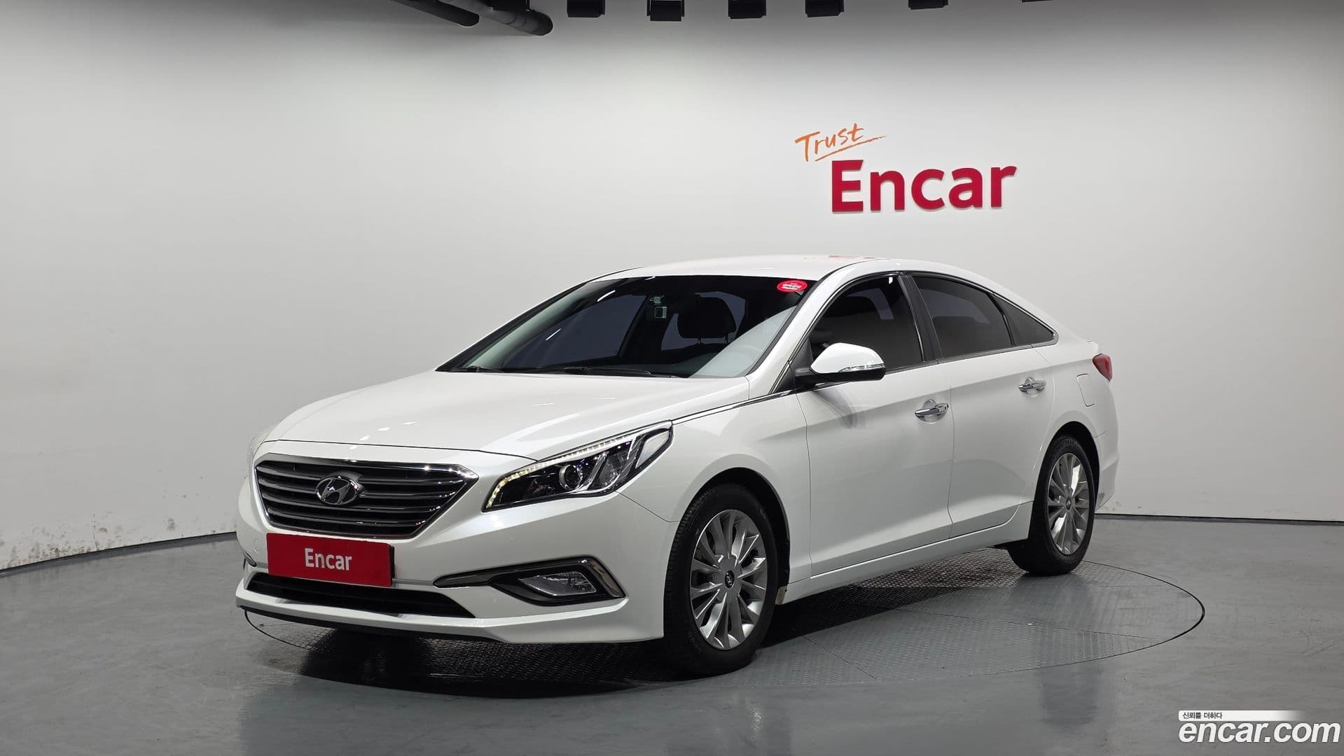 Main__Slider__Photo:Sonata Hyundai 2016.0-0