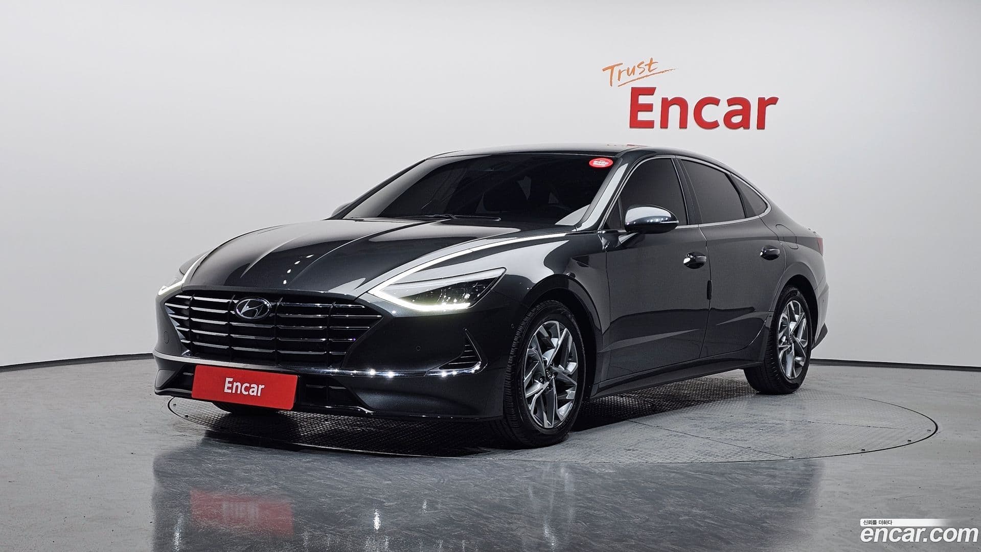 Main__Slider__Photo:Sonata Hyundai 2019.4-0